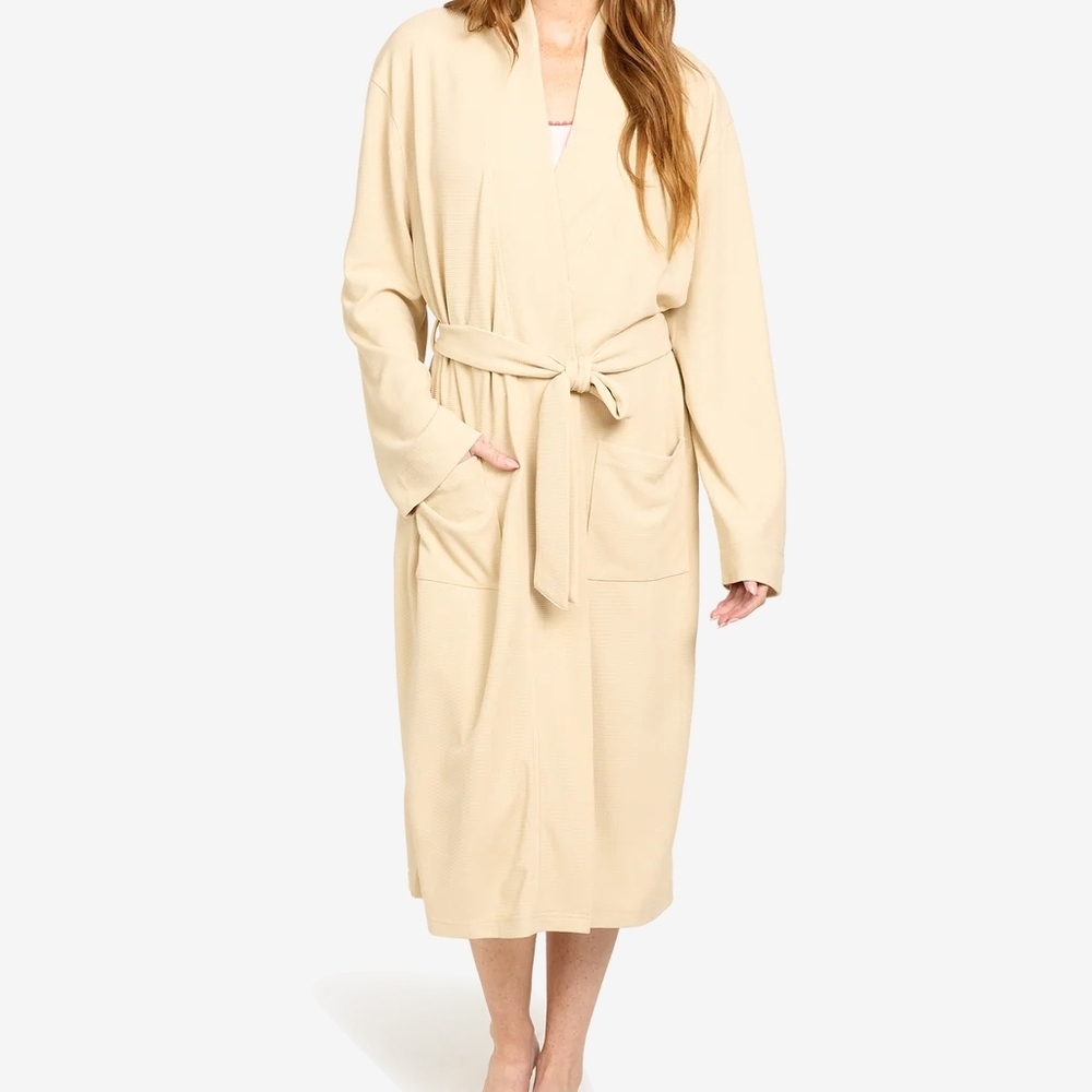 Line & Dot Cream Waffle Knit Women's Robe